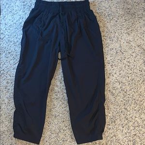 black lululemon sweatpants that are super comfy!
